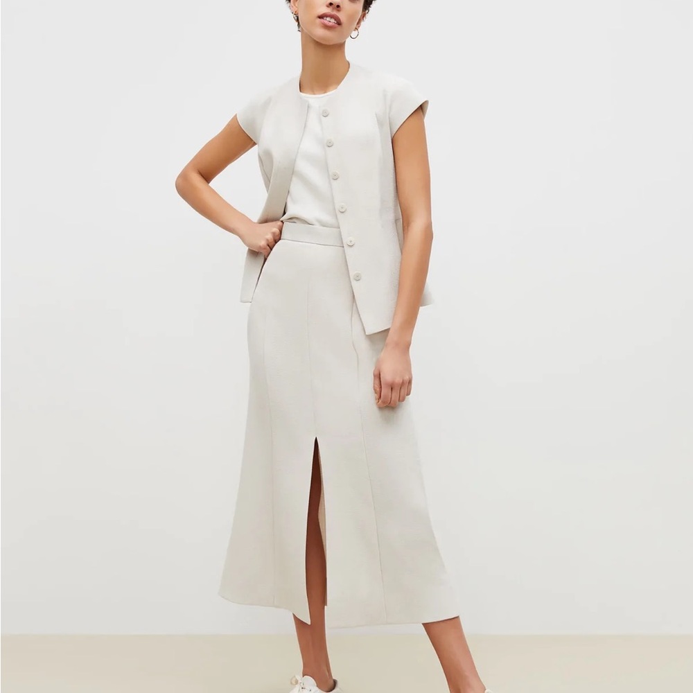 NWT M.M.LaFleur Lulu Top in textured suiting Magnolia